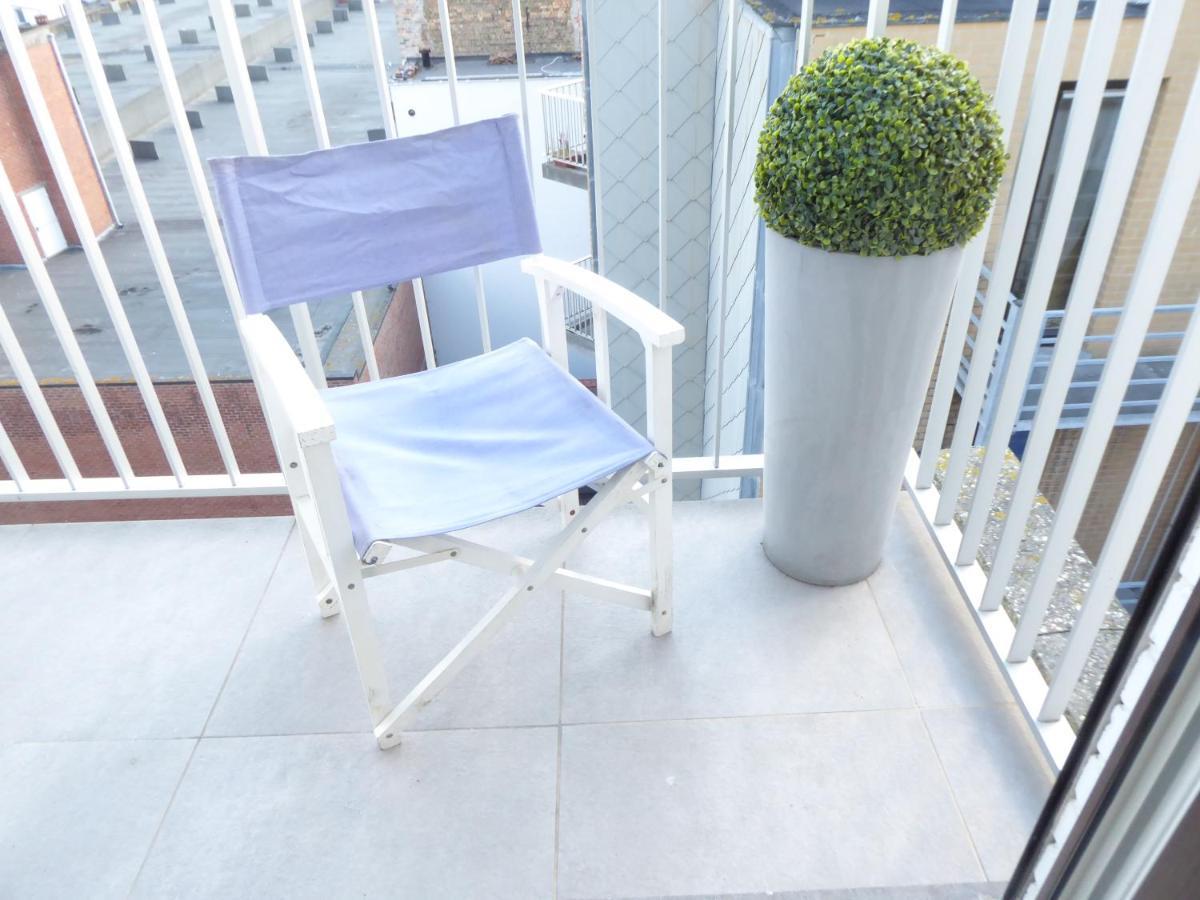 Appartement Luxurious T3 Garage, View On The Noordzee, 2-6 P Baby In Plein Center *